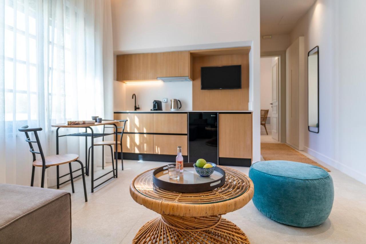 Naillac Elite Suites Rhodes City Bagian luar foto
